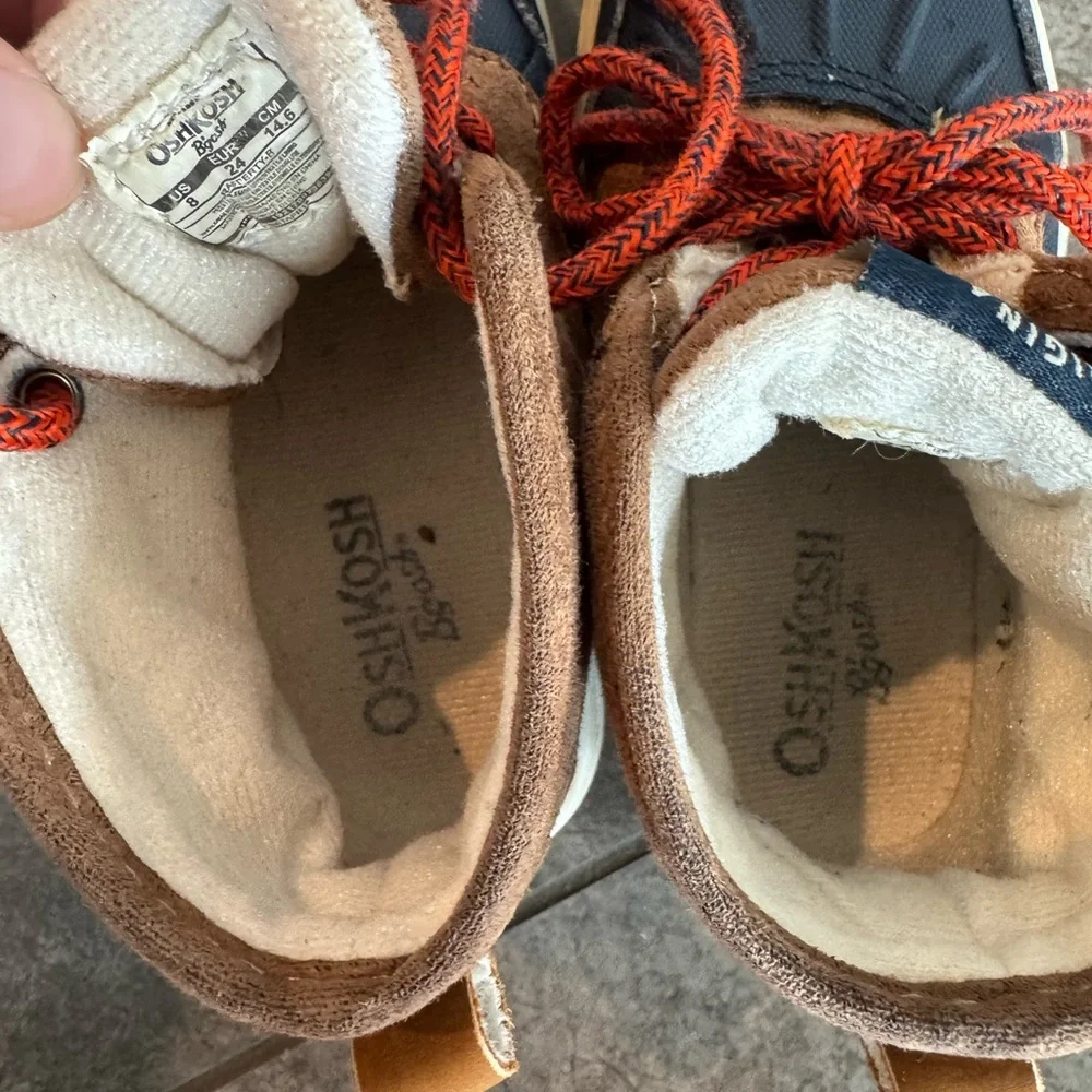 OshKosh B'gosh Size 8 Toddler Brown and Navy Kids Shoes Lace Up Boots